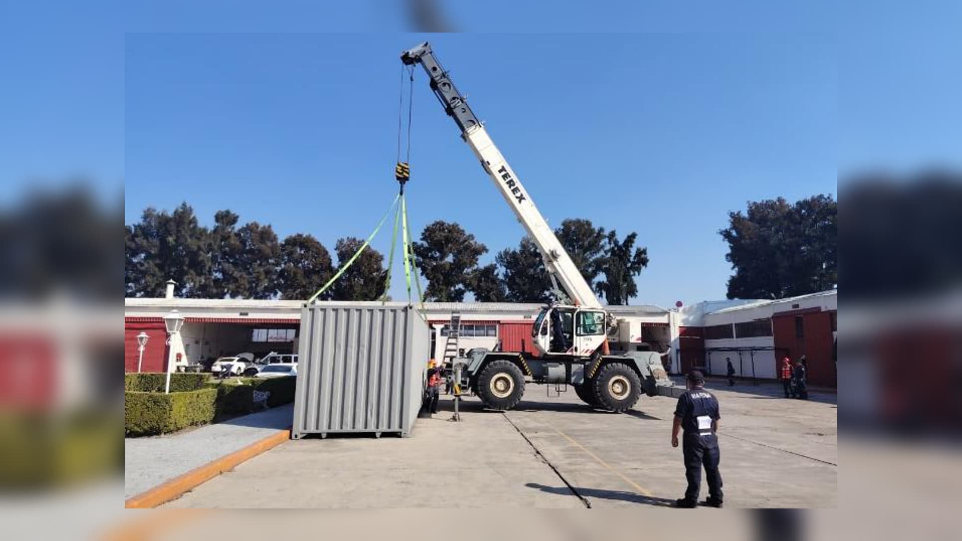 Reporte y ficha técnica en grúa Terex RT 335 — Tagema