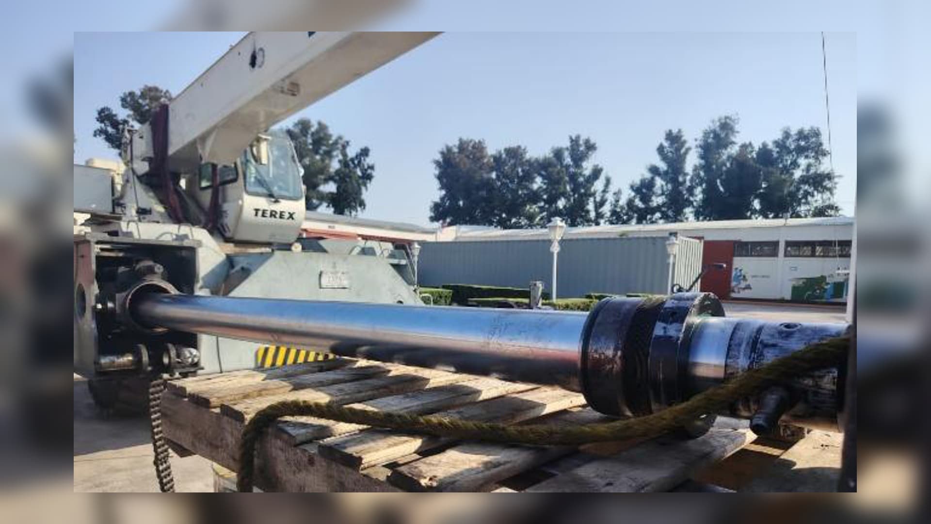 Reporte y ficha técnica en grúa Terex RT 335 — Tagema